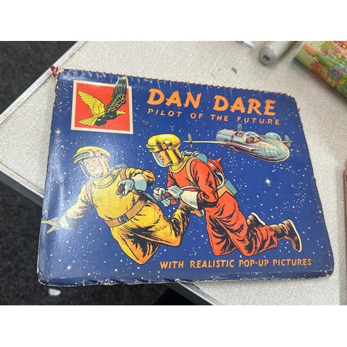 116 - Vintage Dan Dare Pilot of The Future 1953 Pop Up Book