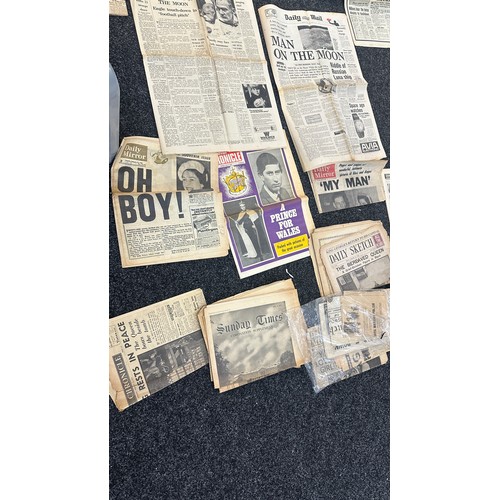 240 - Vintage original newspapers on ' Man on the Moon' , ' Coronation' 1969 daily mirror etc