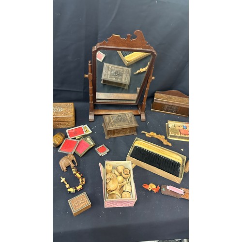 275 - Selection of vintage collectables to include mirrors, tea jar, miniature frames etc