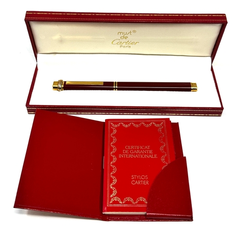 529 - Boxed must de Cartier ball point pen original boxed and booklet