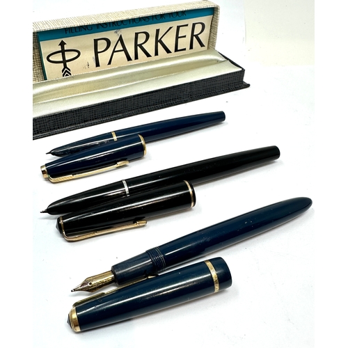 534 - 3 vintage parker fountain pens