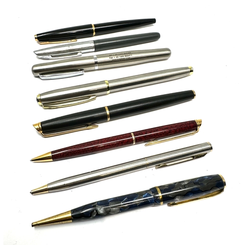 540 - selection of fountain pens and pencils