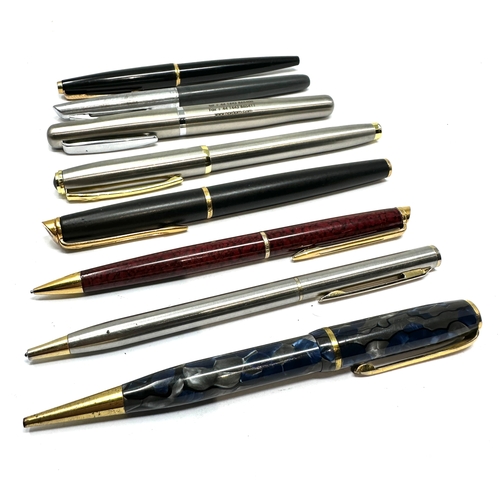 540 - selection of fountain pens and pencils