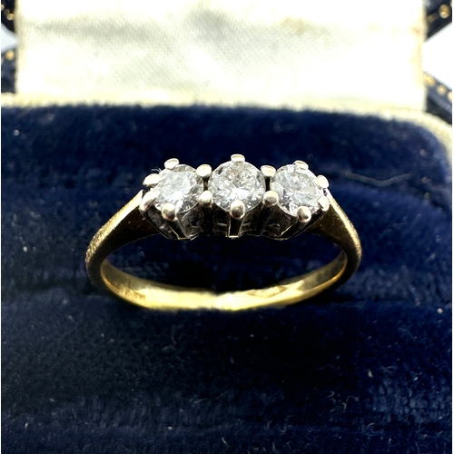 103 - 18ct gold diamond ring weight 2g