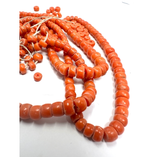 113 - Antique long coral bead necklace for restringing weight 56g