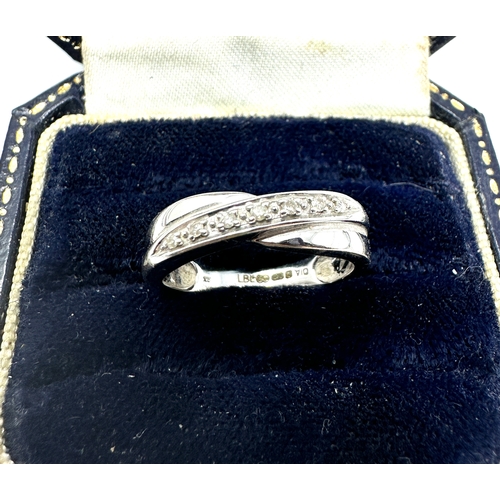 120 - 9ct white gold diamond ring weight 2.5g