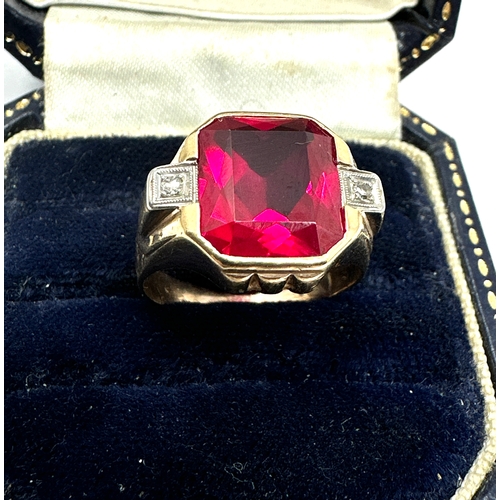 10ct gold diamond & synthetic ruby ring weight 5.9g