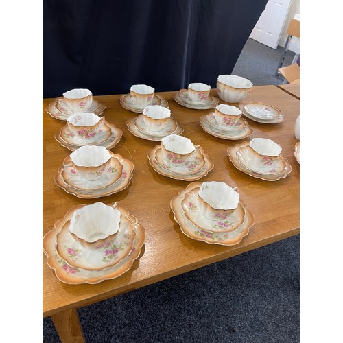 587 - Large selection of Marlborough pottery part tea set