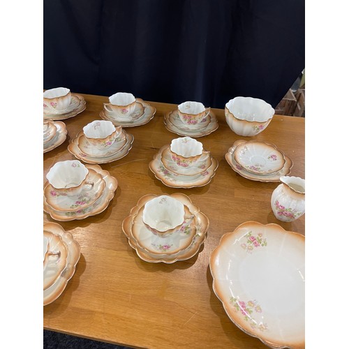 587 - Large selection of Marlborough pottery part tea set