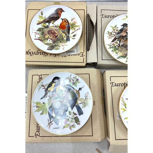 63 - Set of 8 German ALT Tirschenreuth hand painted birds collectors plate