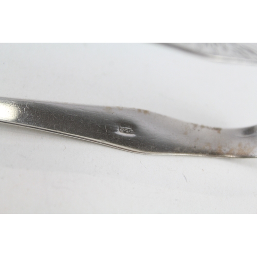 61 - 2 x .925 sterling georgian sugar tongs