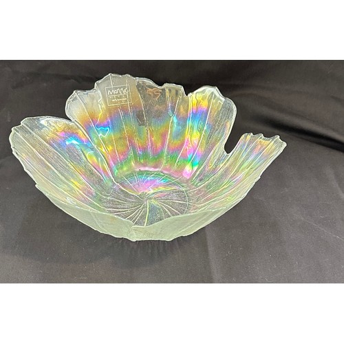 576 - Large opalescent bowl 6 inches tall