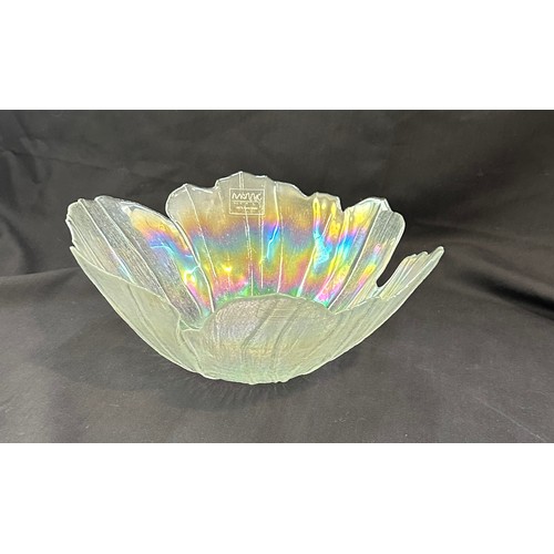 576 - Large opalescent bowl 6 inches tall