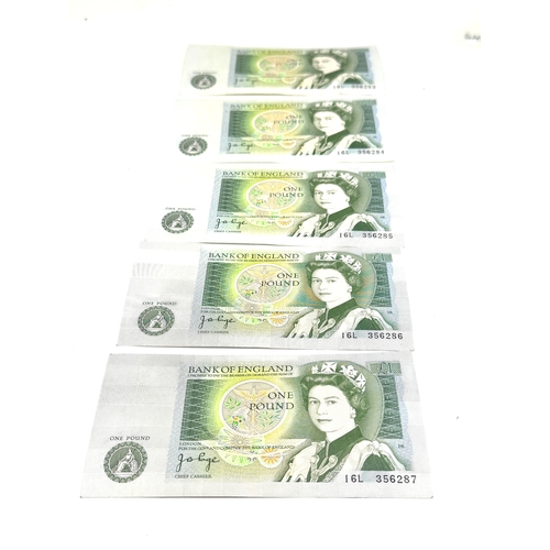 535 - 5 vintage j.b.page consecutive number unc one pound notes