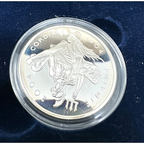 543 - 2004 Royal Mint Entente Cordiale £5 Five Pound Silver Proof Coin Boxed