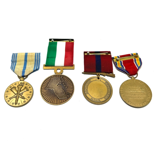 443 - 4 vintage world military medals