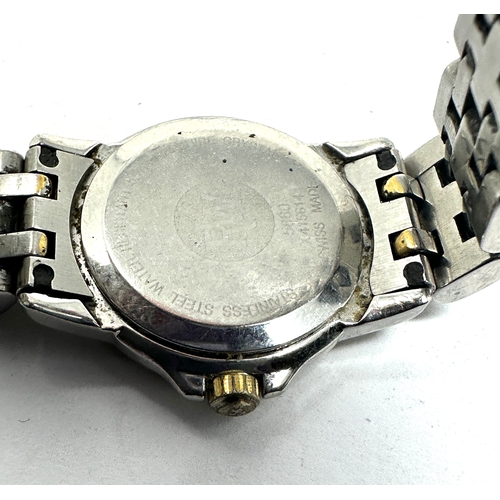 364 - Ladies Raymond Weil Geneve Tango quartz wristwatch the watch is working