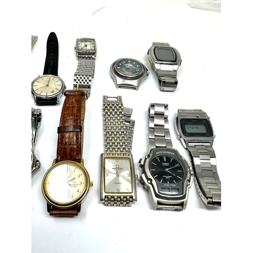 372 - Selection of vintage & later gents wrist watches all untested