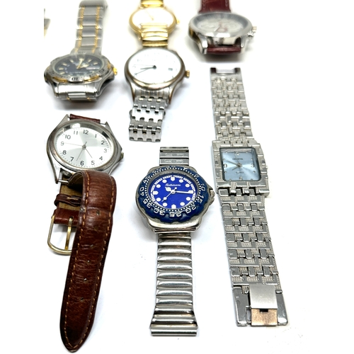 375 - Selection of vintage & later gents wristwatches all untested