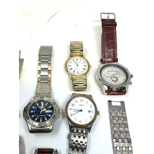 375 - Selection of vintage & later gents wristwatches all untested