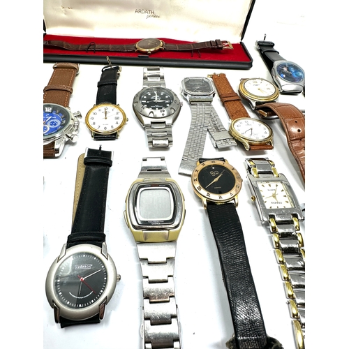 376 - Selection of vintage & later gents wristwatches all untested