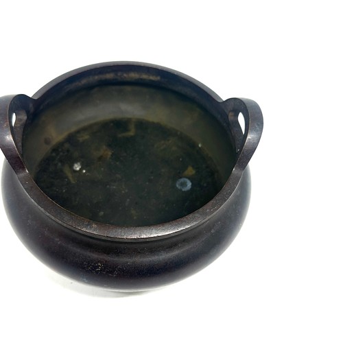 540 - 3 Legged metal 2 handled censor Chinese bowl, marks to base 4 inches tall 5 inches diameter