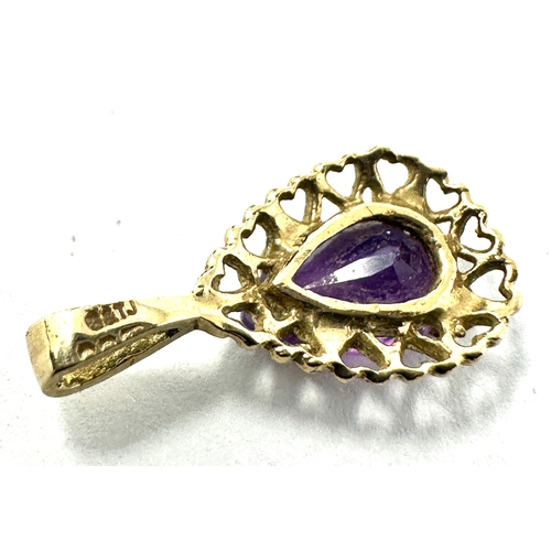 115 - 9ct gold amethyst pendant weight .8g