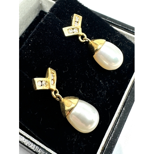 123 - 14ct gold diamond & pearl drop earrings measure approx 18mm drop weight 2.5g