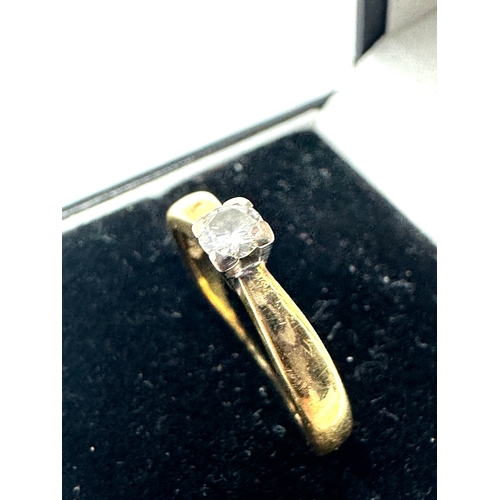 129 - 18ct gold diamond ring weight 3.5g