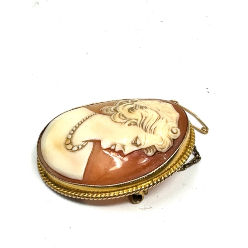 135 - vintage 9ct gold cameo brooch weight 10.4g