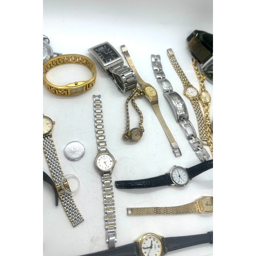 547 - Large selection of assorted wrist watches