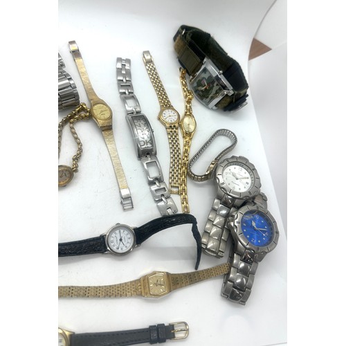 547 - Large selection of assorted wrist watches