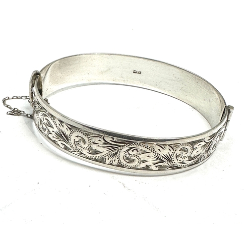 278 - Vintage silver bangle weight 31g