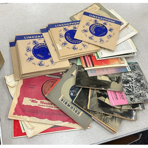 342 - Selection of 45s includes Classical, Mozart etc