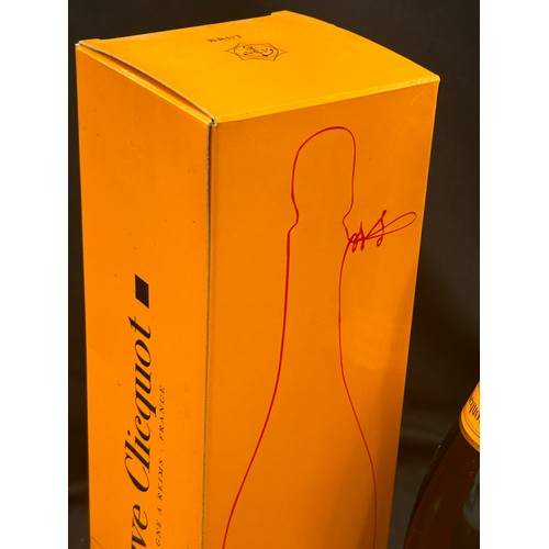 592 - 1.5 litre Bottle of Veuve Clicquot champagne, sealed and boxed