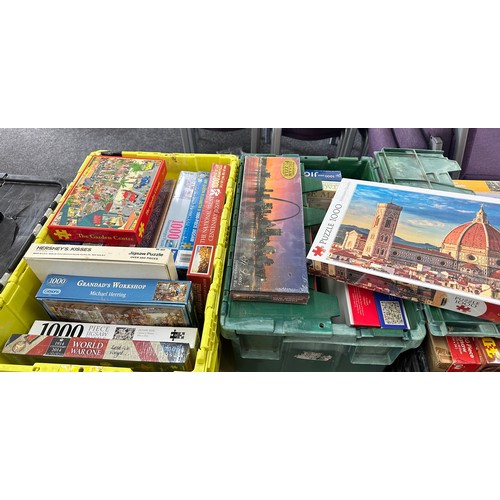 369 - Selection of assorted jigsaw puzzles, some factory sealed