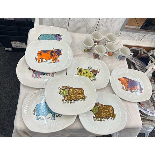 377 - Selection Beefeater pottery to include steak plates, cups