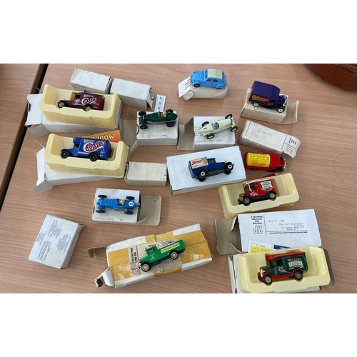 106 - Selection of vintage boxed diecast advertising vehicles