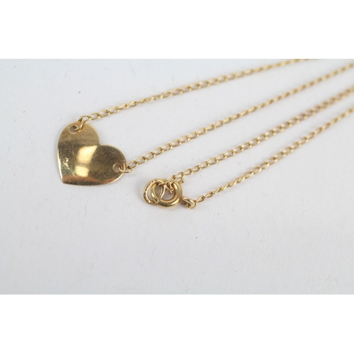 256 - 9ct gold heart-shaped anklet