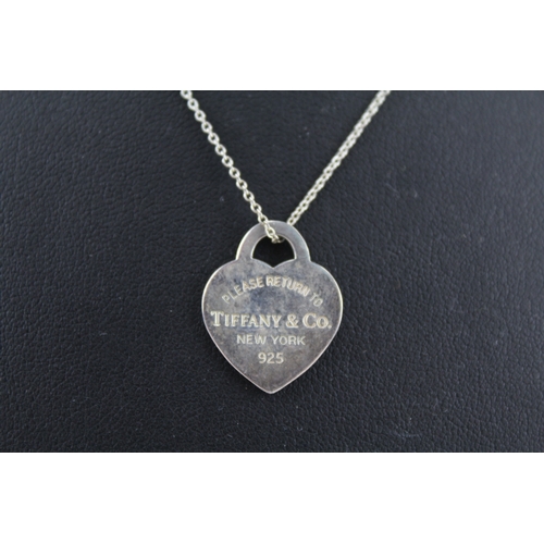 311 - A silver heart pendant necklace by Tiffany and Co (4g)