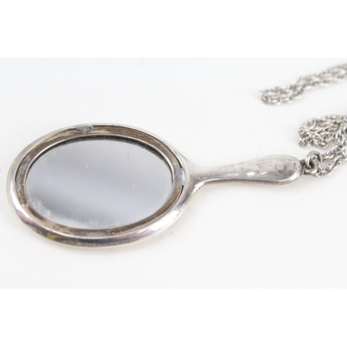 313 - An antique novelty silver mirror pendant and chain (15g)