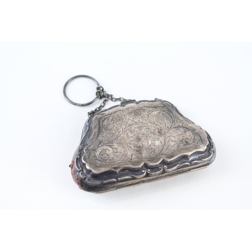 76 - .925 sterling ladies coin purse / bag