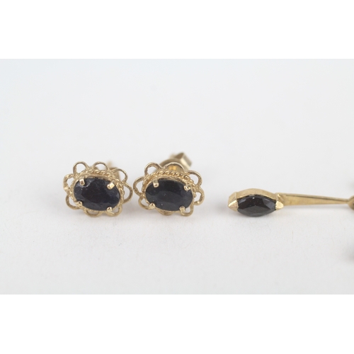 235 - 2x 9ct gold sapphire drop & stud earrings