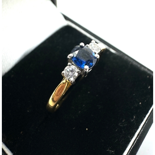 184 - 18ct gold diamond & sapphire ring weight 2.7g