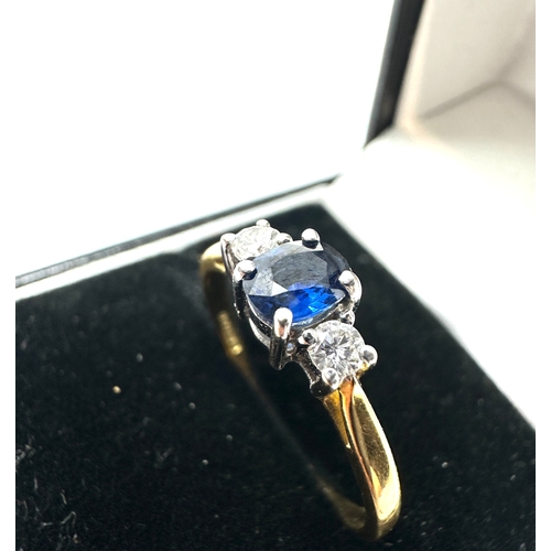 184 - 18ct gold diamond & sapphire ring weight 2.7g