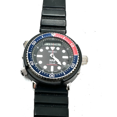 382 - Seiko X PADI Diver 200M Solar H851-00A0 Men's Watch In working order in very good condition