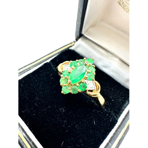 238 - 9ct gold emerald & diamond ring weight 2.5g