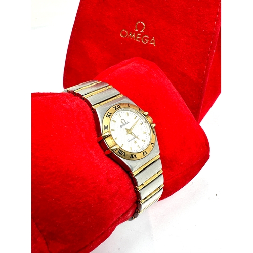 391 - Omega constellation ladies WristWatch 18k/SS Quartz  movement the watch is ticking original bag & 3 ... 