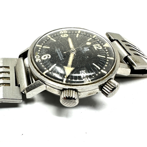 396 - Vintage Lip Nautic from the 1960’s. The watch has a 36 mm stainless steel case with an automatic mov... 