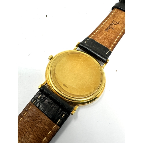 412 - 18ct gold Omega quartz Gents wristwatch omega leather strap the watch is ticking